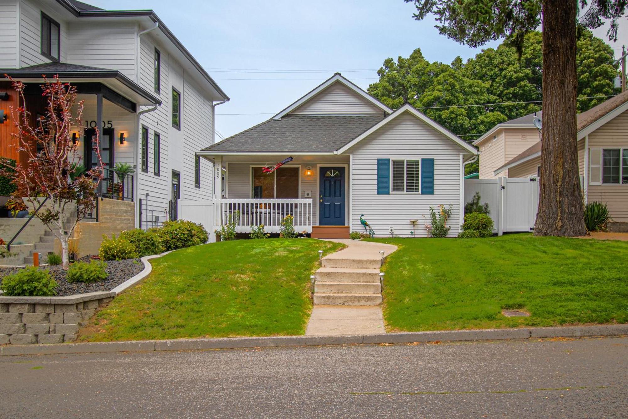 Pine Ave Delight Villa Coeur d'Alene Bagian luar foto